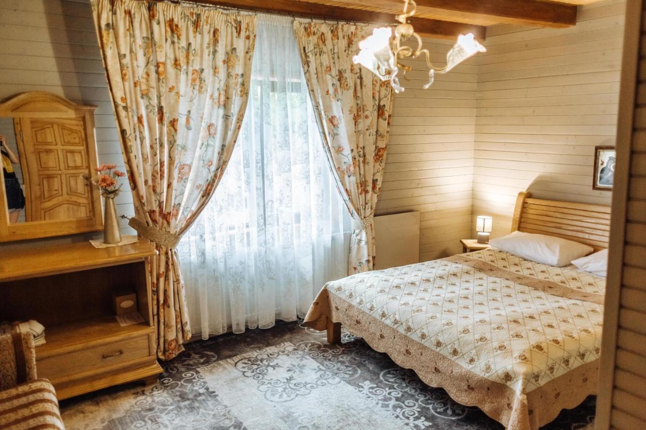 Hotel Velyka Vedmedytsya Otel Yaremche